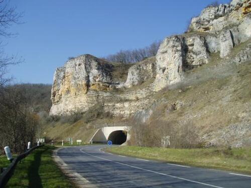 Le tunnel routier de la Nationale 6 à Saint-Moré (89)
