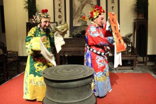 À Suzhou, spectacle dans le jardin du maître des filets.