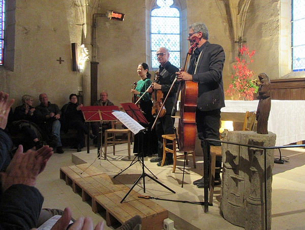 Un superbe concert a eu lieu dans l'église de Saint Marc sur Seine 