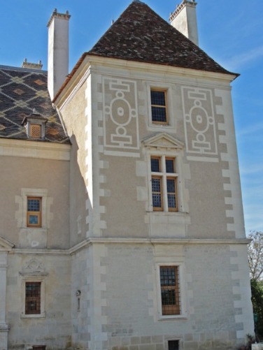 chateau de Jouancy