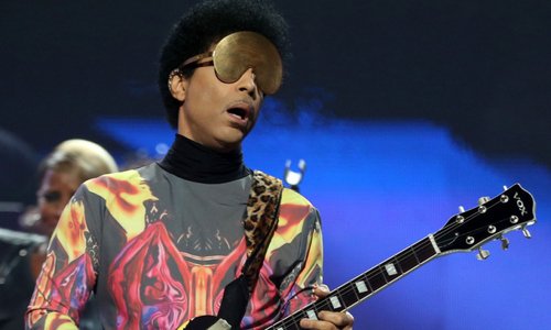 Prince: des médicaments opiacés retrouvés sur lui lors de son décès