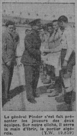 4.4.1943 Amical Alger (avec Ibrir du ASSE) - Sélection Anglaise 1-1