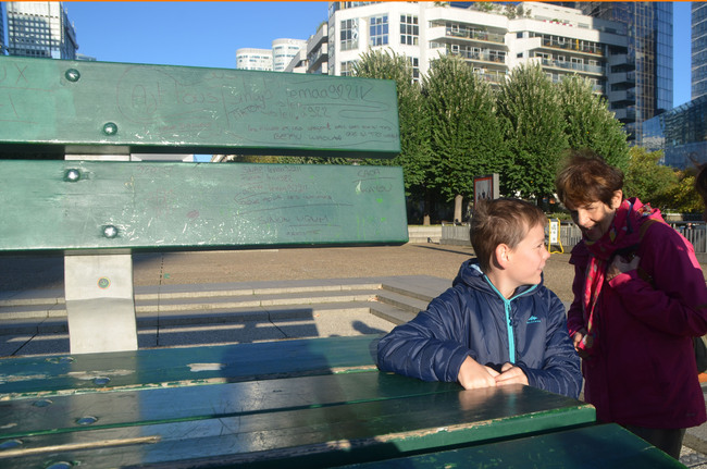 ☻ Visite de l'Esplanade de la Défense avec Générations 13