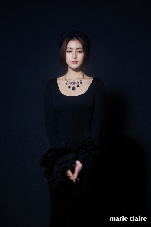 Kang So Ra pour Marie Claire