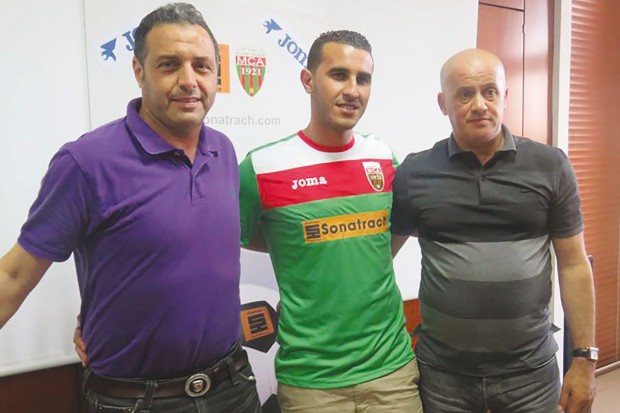 Samedi 4.6.2016 Djemaouni Antar signe pour 2 ans