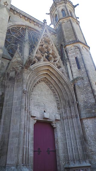 Carcassonne (Aude) : ville basse et basilique de la cité médiévale