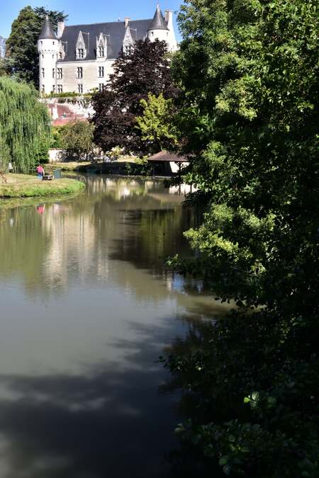 2018.08.18 Village de Montrésor (Indre et Loire) 1