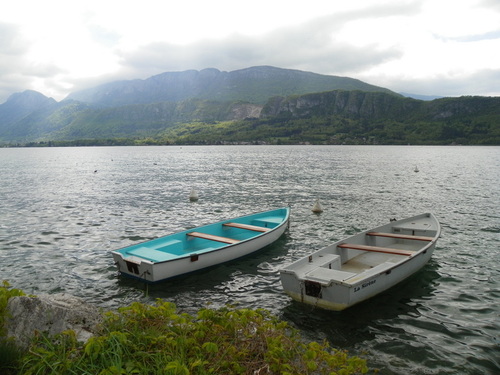 Barques sur le lac d'Annecy