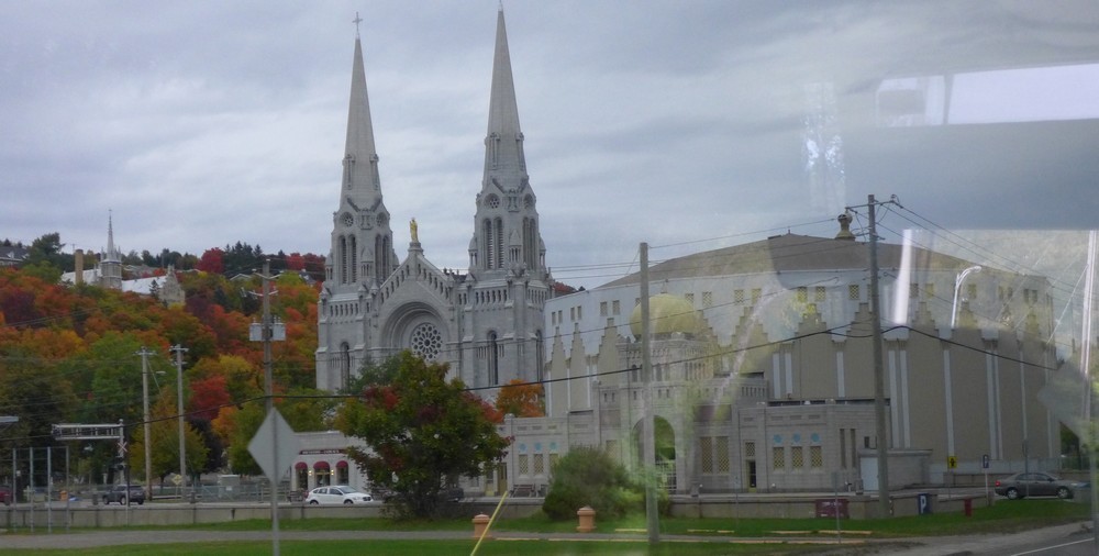 La basilique Sainte-Anne de Beaupré au Québec...