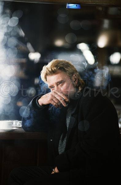 Johnny Hallyday sur le tournage du vidéo clip "Quand le masque tombe" le 29  Novembre 1995 - tout sur johnny hallyday