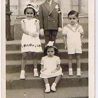 Mes cousins,Pascal,Annie et Christian et, devant,ma  soeur
