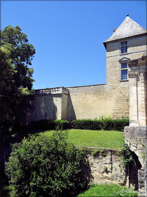 Façade château de Vayres (entrée principale)