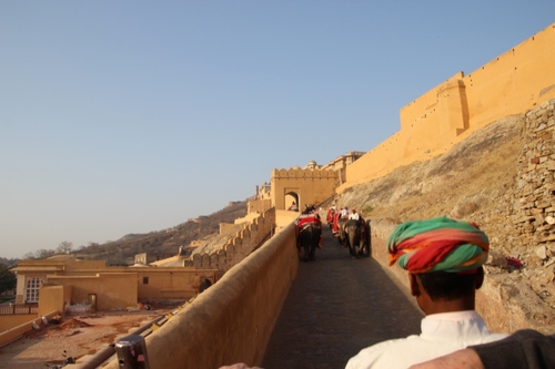 Montée au fort d'Amber (le jour)