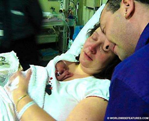 Histoire d'une maman et de son bébé nouveau-né 