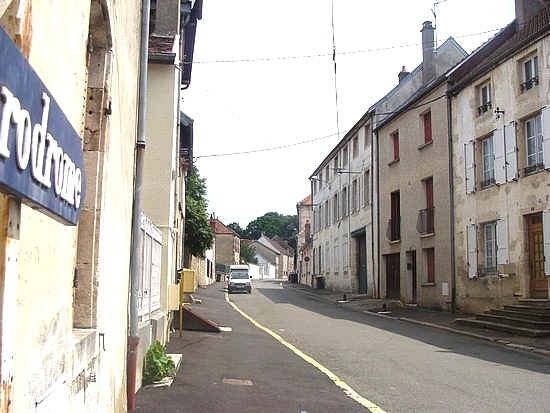 Les rues de Châtillon sur Seine : la rue des Cordeliers...