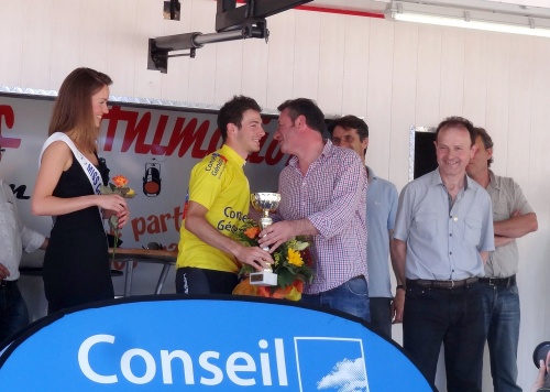 Arrivée à Châtillon sur Seine de la première étape du Tour de Côte d'Or cycliste 2012