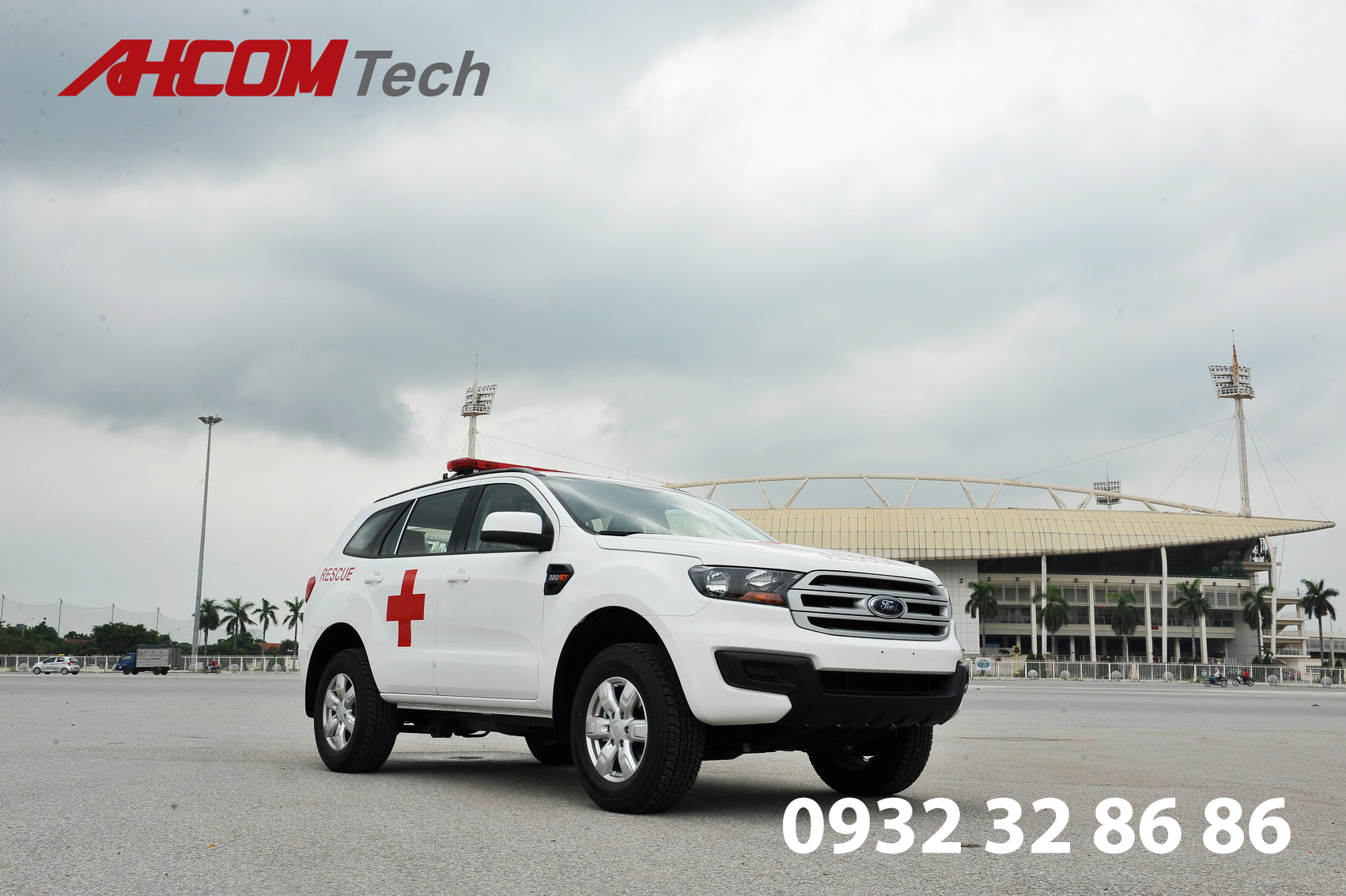 xe cứu thương ford everest