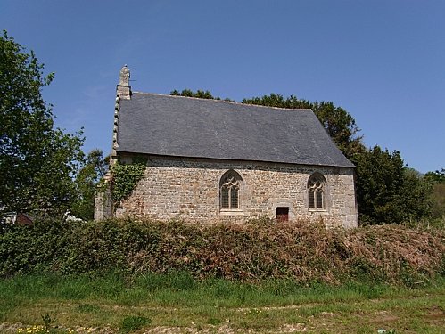chapelle-saint-anne-et-saint-nicolas-keralio.jpg