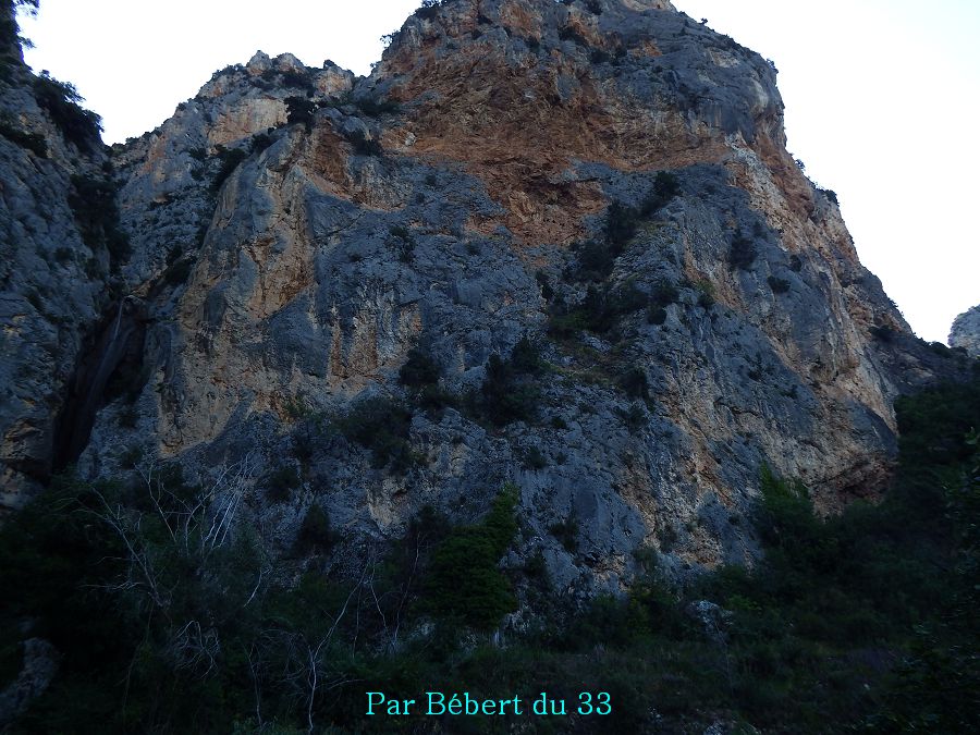 Moustiers Sainte-Marie - la source   (2)