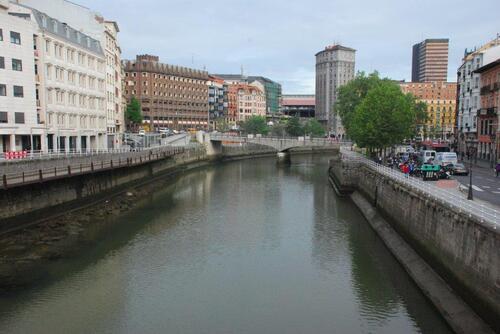 Toujours sur les quais