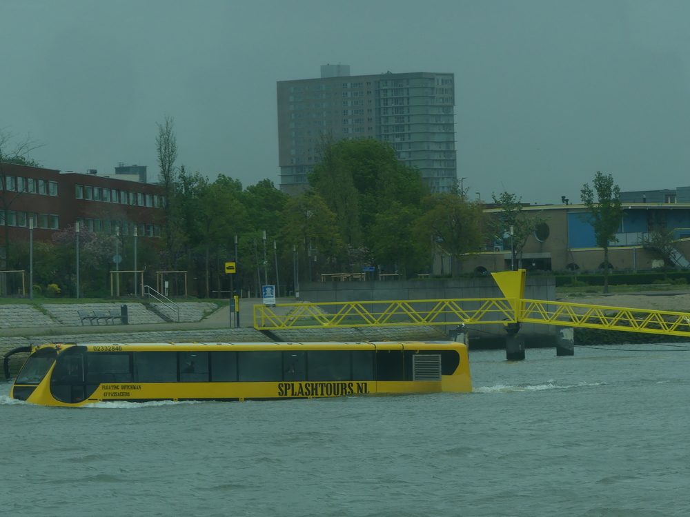 HOLLAND EXPRESS - VOYAGE  AU  PAYS  DE L'EAU - Jour 2  Rotterdam