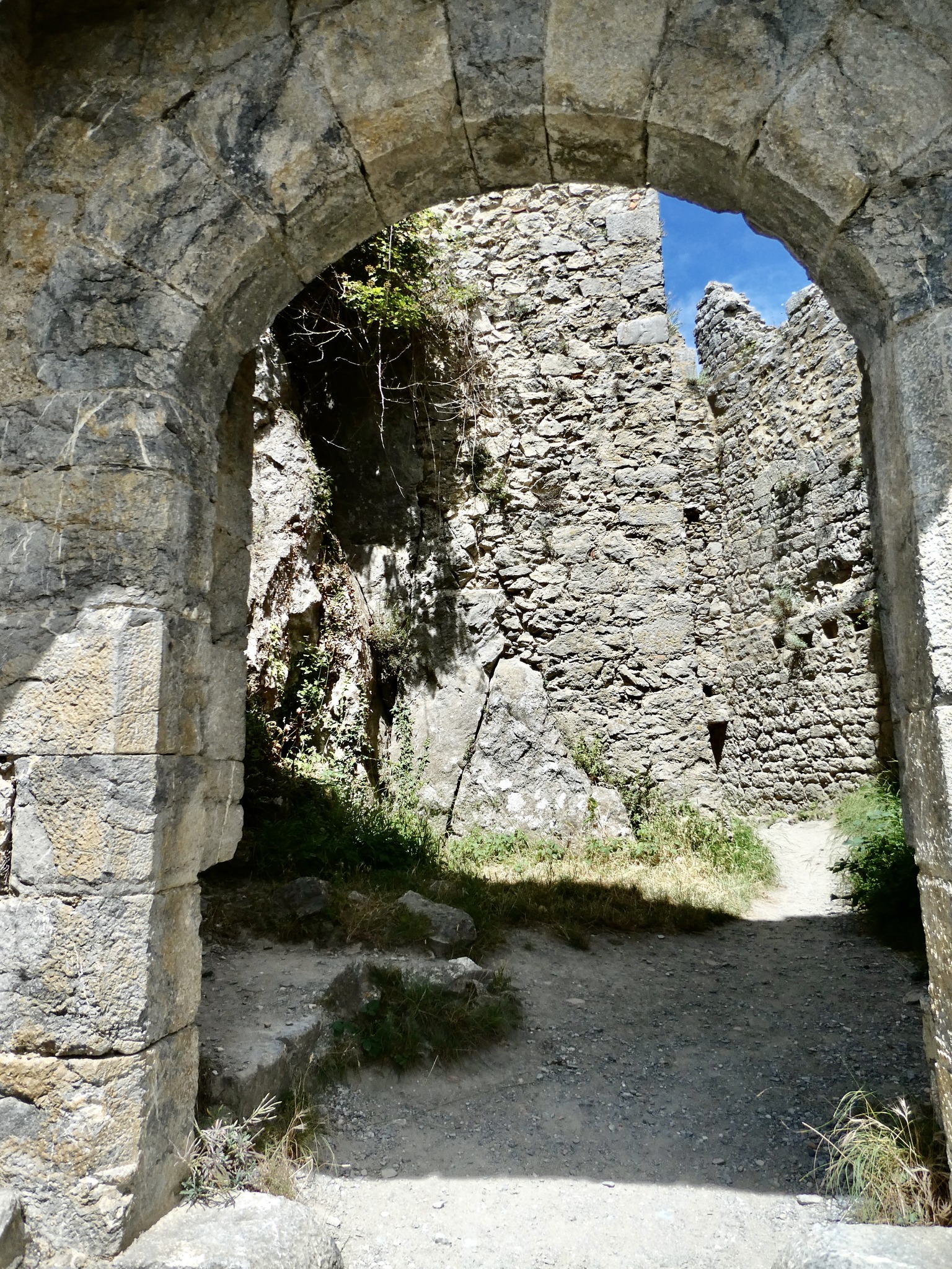 Aucune description de photo disponible.