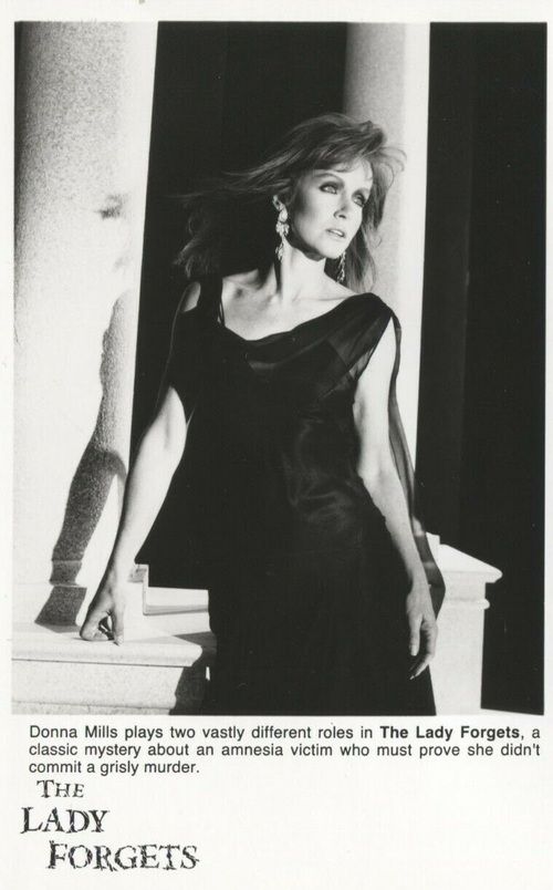 Photos en noir et blanc de Donna Mills.