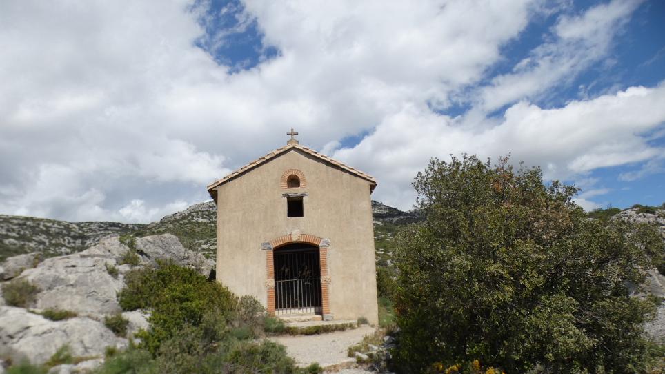 Aucune description de photo disponible.