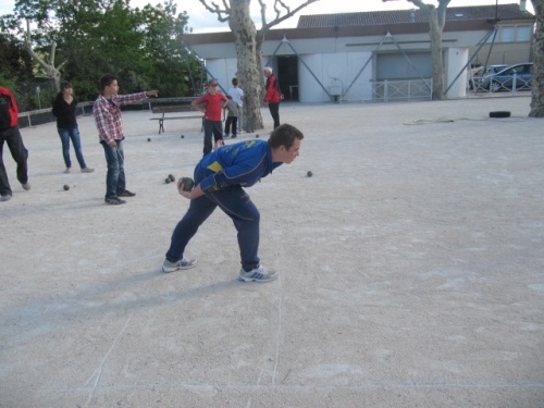 ENTRAINEMENT BOULES SPORTIVES JEUNE DU 15 MAI 2012