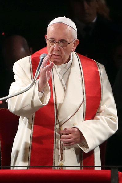 L'exploitation et les mauvais traitements au coeur du Chemin de croix du pape