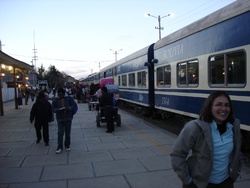 La gare d'Oruro et le Wara-Wara del Sur pour Uyuni