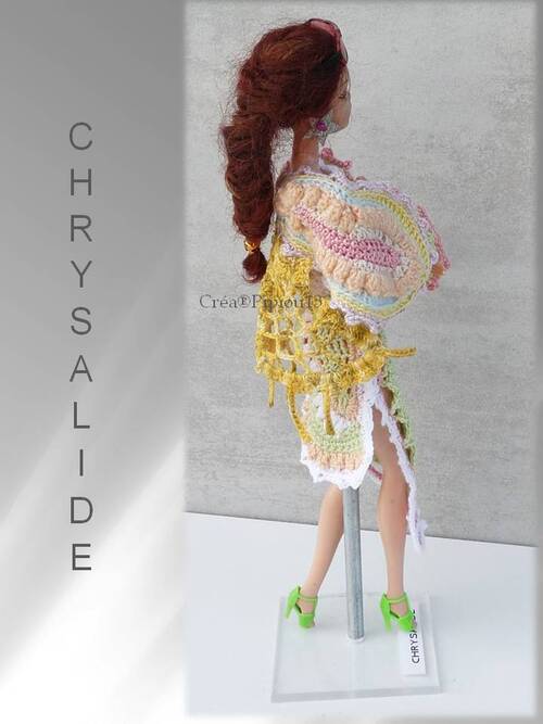 Barbie en modèle "Chrysalide"