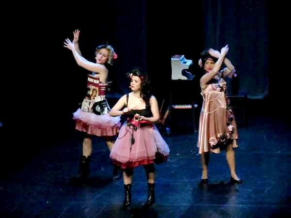 "Les Divalala", un très agréable spectacle proposé par le Zonta Club de Châtillon sur Seine...