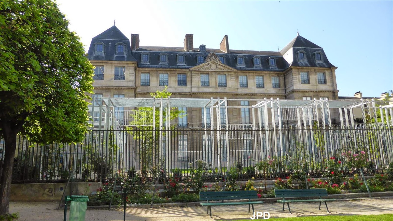 Paris-bise-art : La pergola de l'hôtel Salé - Musée Picasso