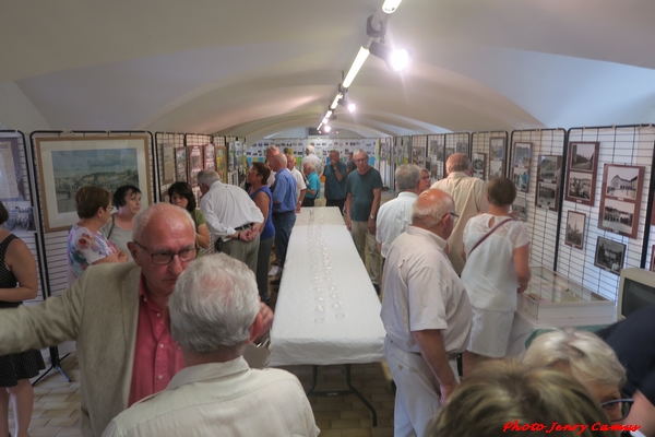 Les Amis du Châtillonnais ont fêté la parution de leur 300 ème "cahier", avec une exposition rétrospective