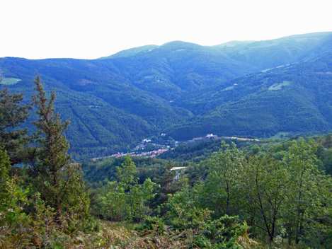 Sur les hauteurs d'une vallée âpre - Le Tour du Vallespir - Etape 3 : Saint-Guillem - Prats-de-Mollo  15 kms.