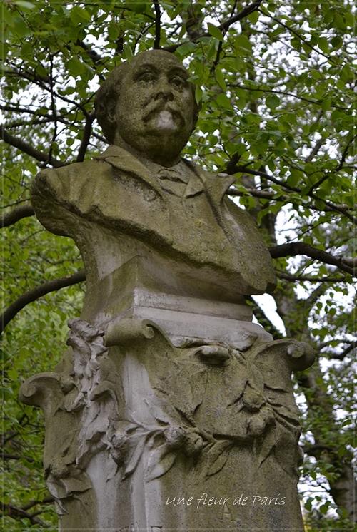 Jardin du Luxembourg : Monument à Ferdinand Fabre par Laurent Marqueste 