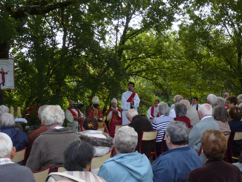 11 septembre 2103 , messe au Puech ( maison natale) de Montgesty