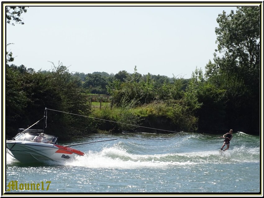 Suite de la balade en bateau sur la Charente De pot d'Envaux à Saintes