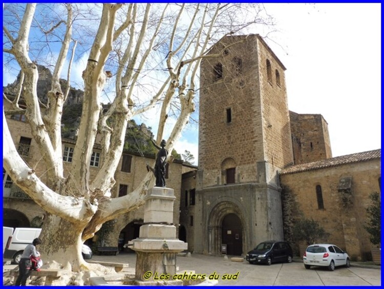 St Guilhem le Désert, le sentier des fenestrettes