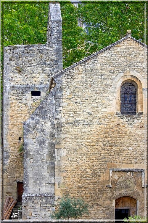 1026 - Fontaine de Vaucluse (84)