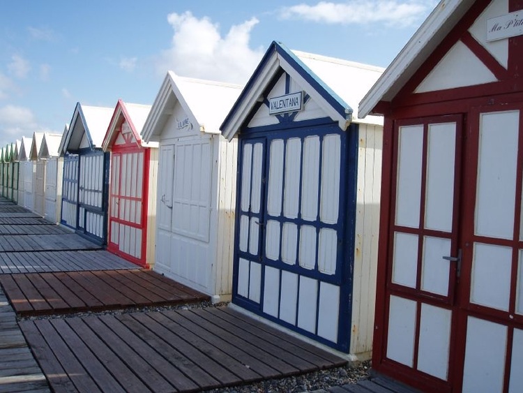 Baie de Somme (cabines de plage).