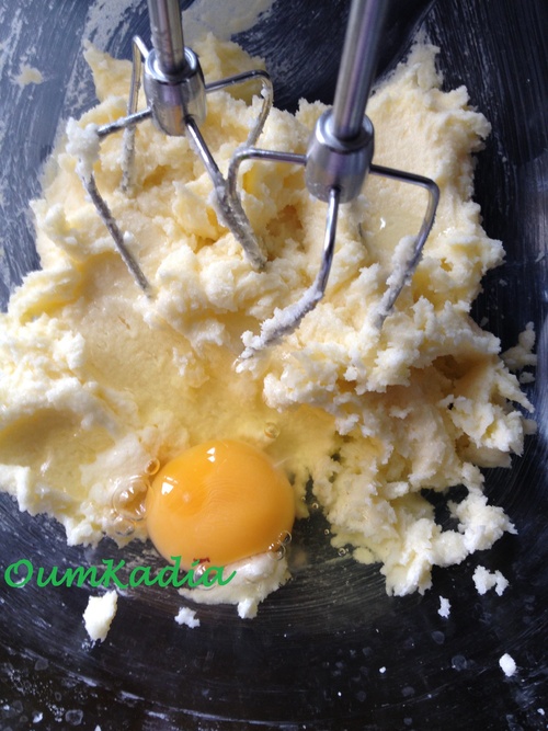 GÂTEAU RENVERSE A L'ANANAS