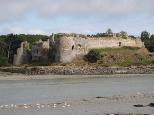 Le port et le château du Guildo