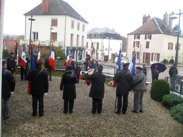 La commémoration du 11 novembre 2017 à Châtillon sur Seine vue par René Drappier