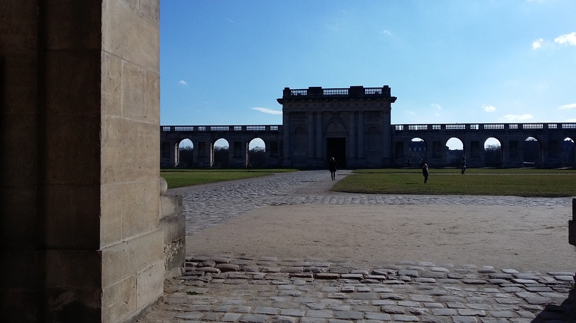 bon mercredi à tous - suite château de vincennes