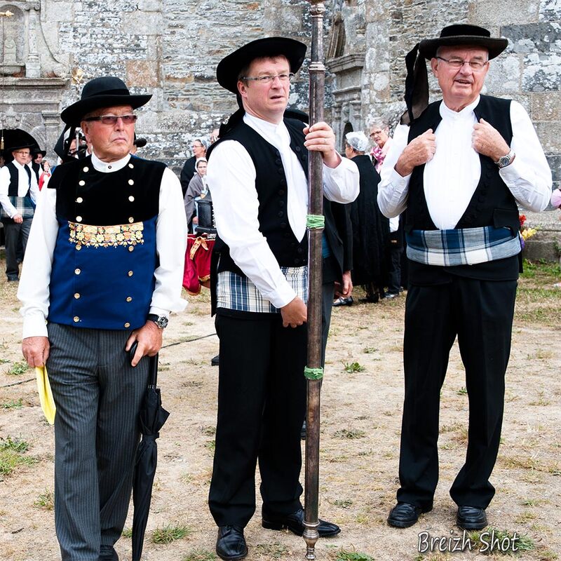 Saint-Ildut costume breton sizun