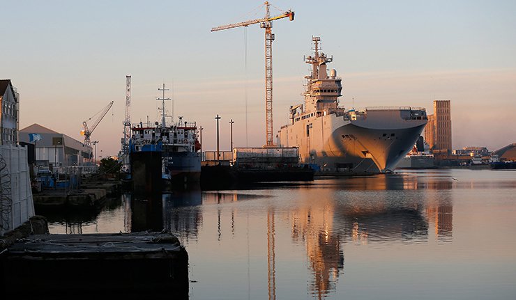 La Russie va poursuivre la France en justice pour les Mistral