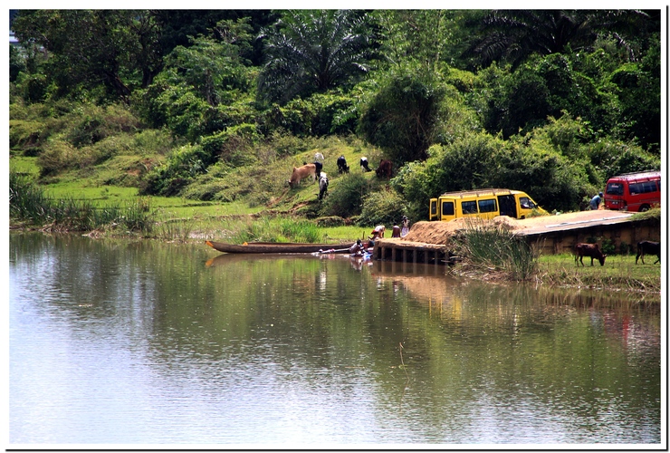 SUR LE ROUTE DE MANAKARA 