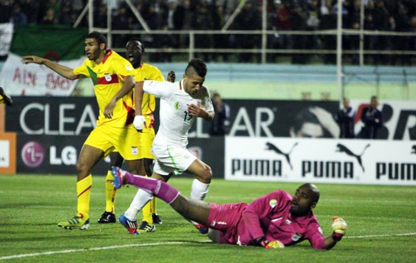 Mardi 26.03.23013 EN-Bénin 3-1